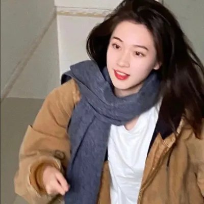 泥娃娃海报